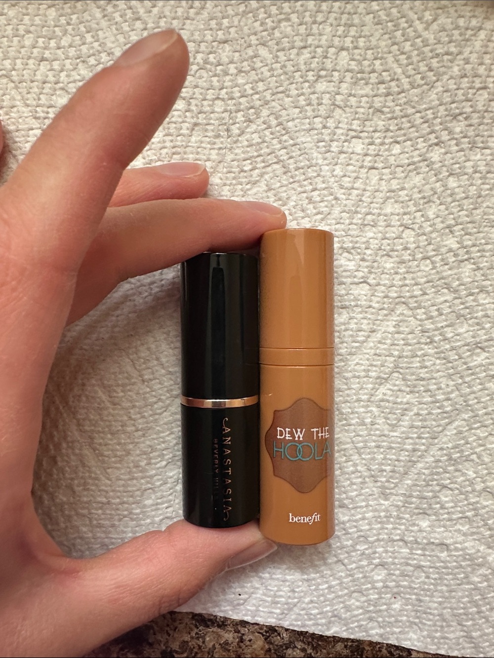 Anastasia Beverly Hills Banana stick contour sample & Benefit Dew the Hoola Duo